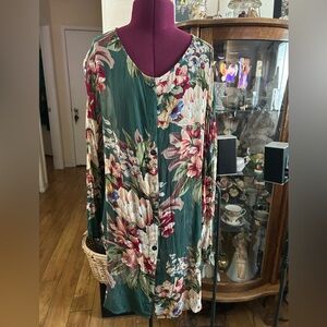 New Options Lightweight Coverup/Blouse.
